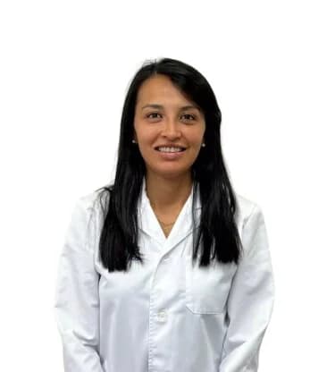 Dr. Catherine González - Pulmonologist